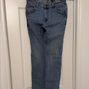 Wrangler Men's Straight Blue Jeans
